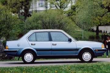 vehículos clásicos Volvo - 360