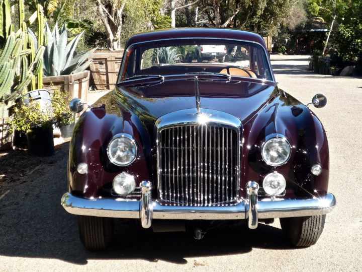 Algunas características del Bentley Continental Continental del 1961